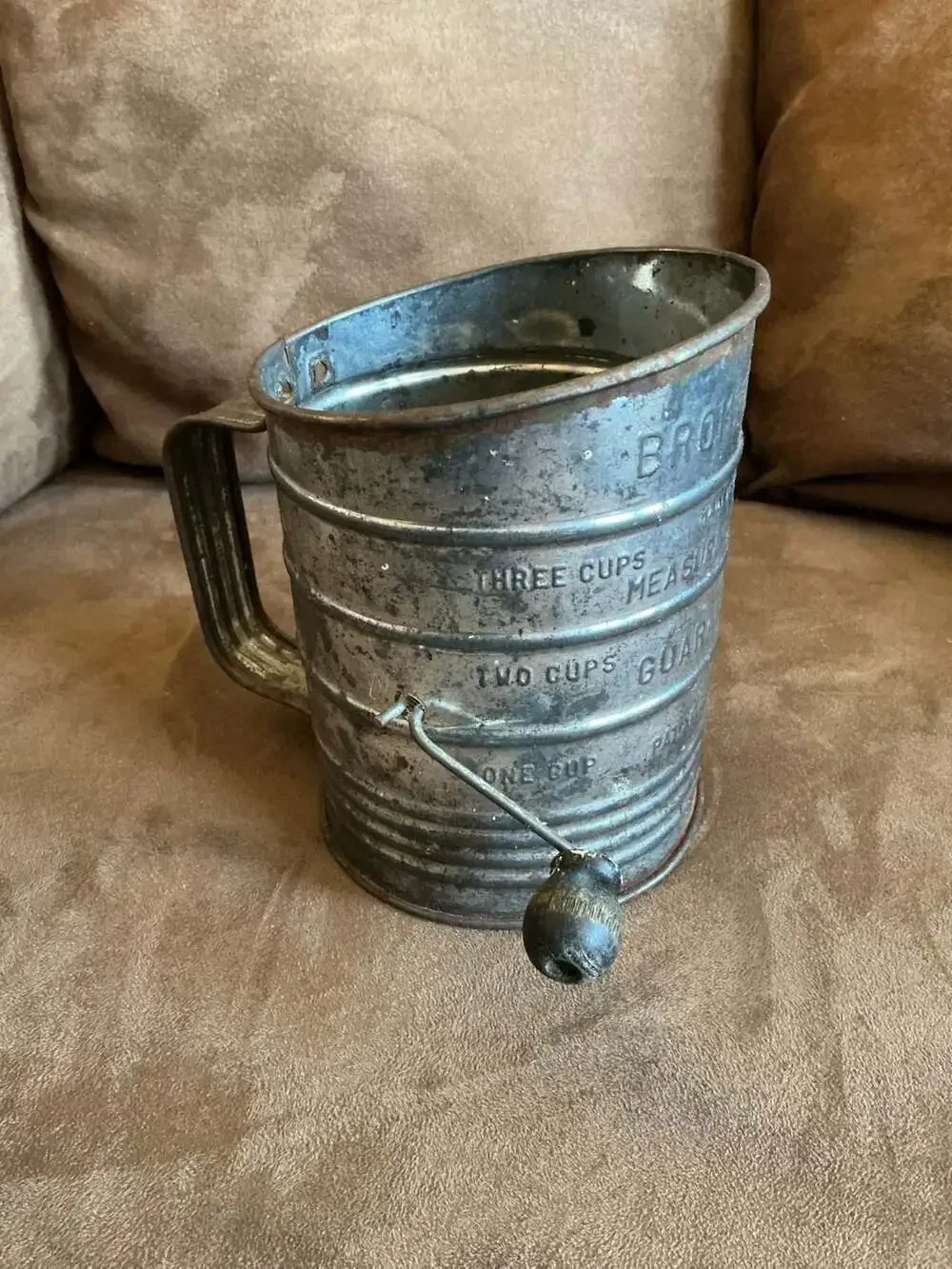 Vintage Bromwell's 3 Cup Measuring Flour Sifter with Wooden Knob Handle